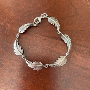 Sterling silver bracelet - vintage